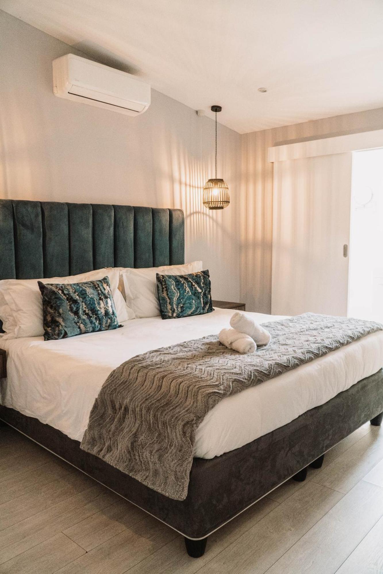 The Salene Hotel & Apartments 스텔렌보스 외부 사진